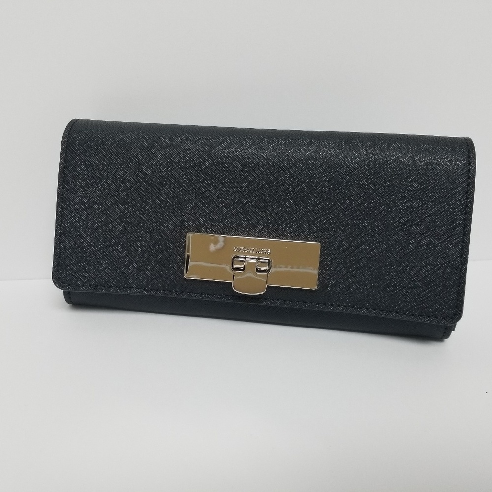 New Michael Kors Leather Wallet